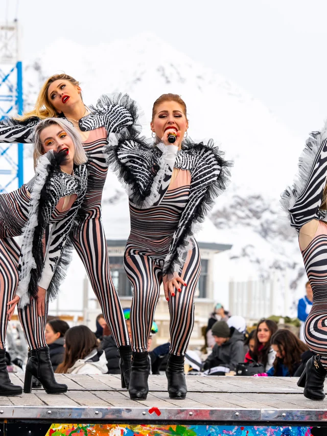 Spectacle cabaret de la Folie Douce à Val d'Isère