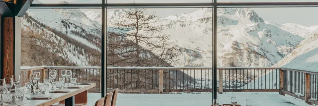 Interno del ristorante L'Edelweiss in Val d'Isère